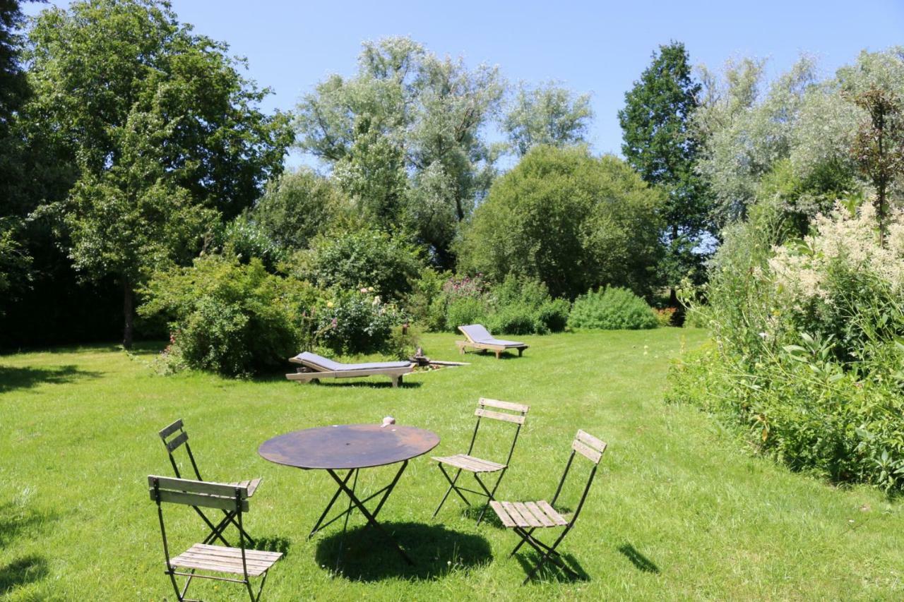 Bed and Breakfast Le Bourgis La Chapelle-Montligeon Exteriér fotografie